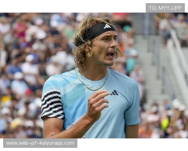 兹维列夫发球落点精准到极限