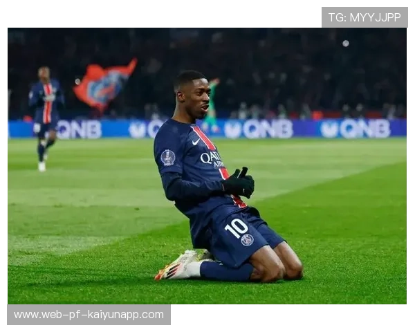 巴黎边线全面打开，登贝莱闪转腾挪相当亮眼